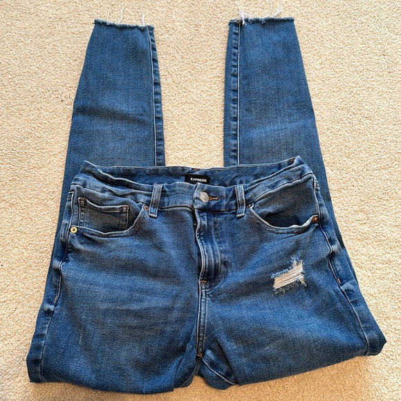 Express Jeans Mid Rise Ultrahyper stretch Size 6/8/10 - Picture 2 of 5